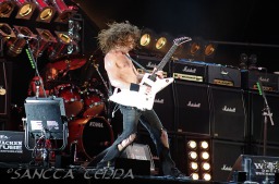 2011_08_05_Airbourne_17