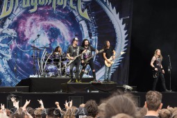 2018_06_02_DragonForce_010