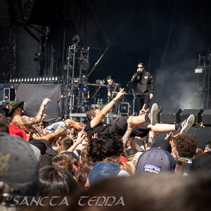 Motionless In White Article